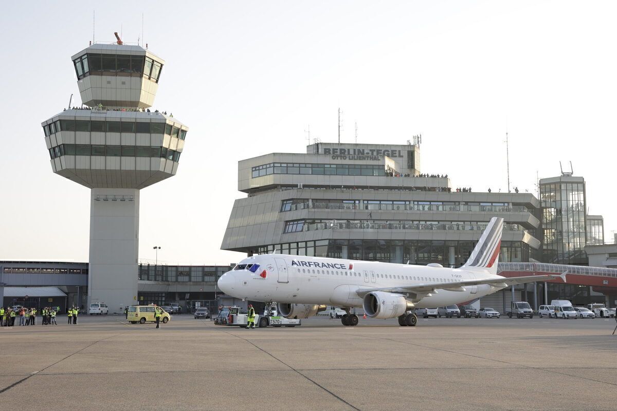 Berling Tegel Airport, Air France, Airport Closure
