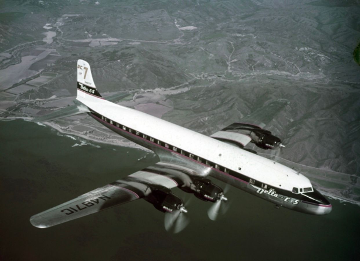 Delta DC-7