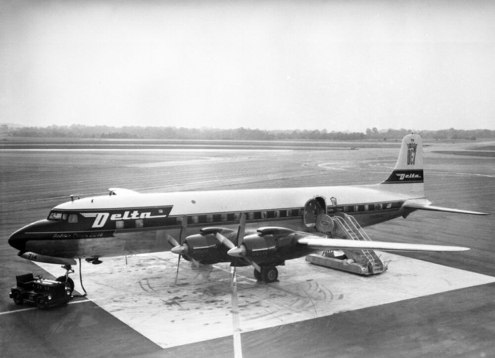 Delta DC-7 Aircraft