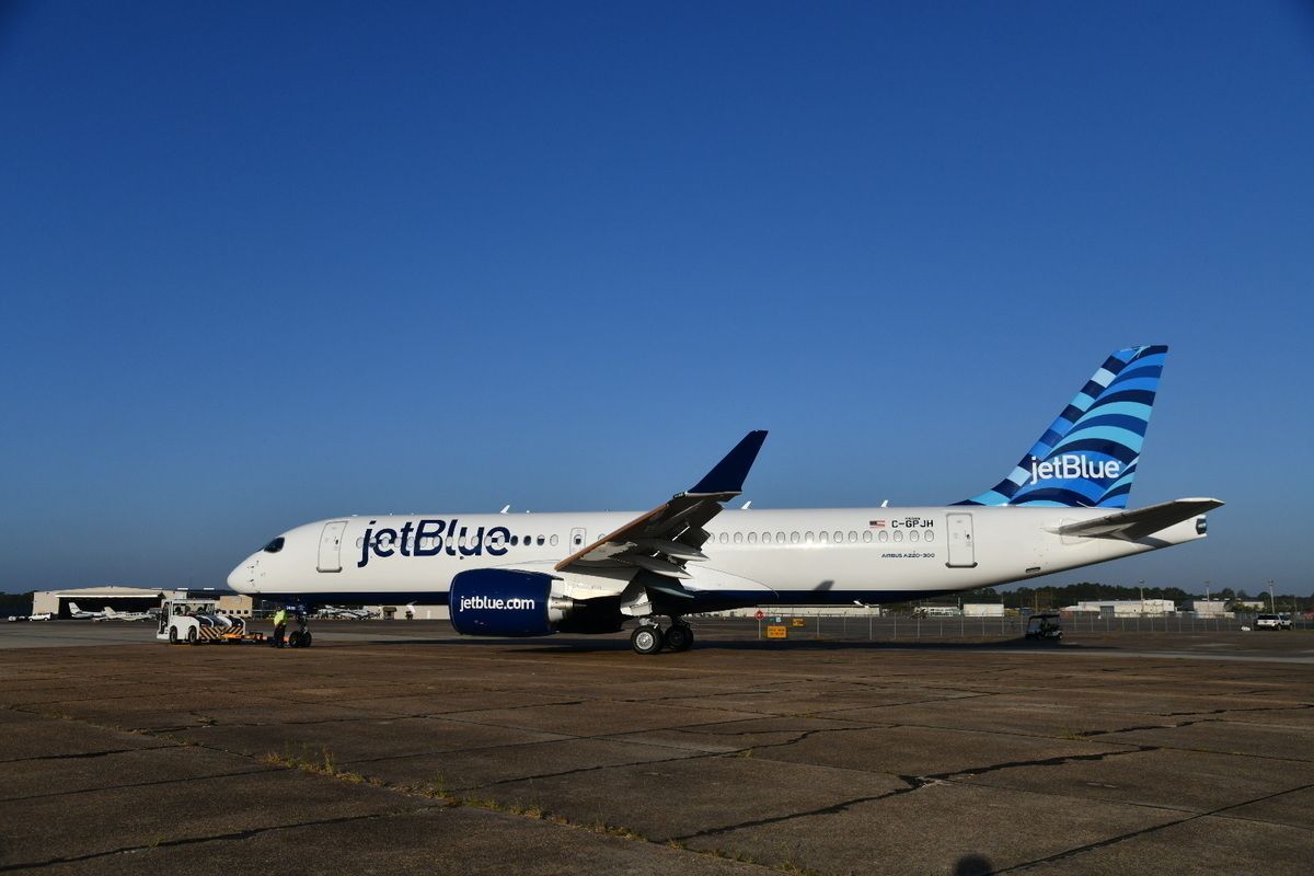 JetBlue, Airbus A220, First Flight