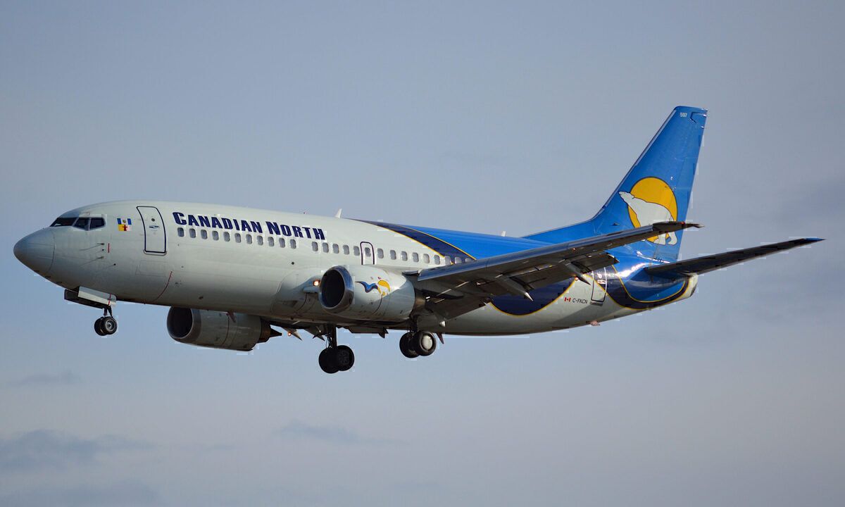 Canadian NOrth Boeing 737
