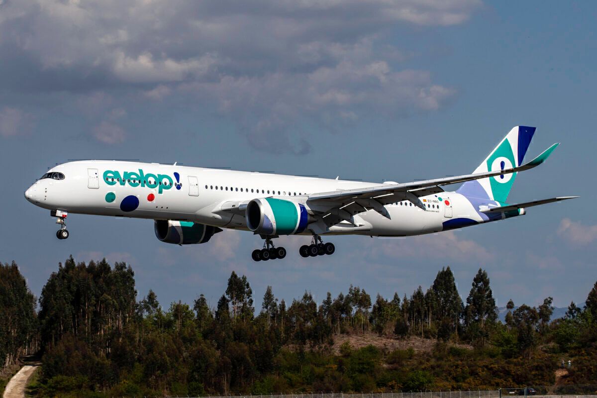 EEvelop Airlines Airbus A350