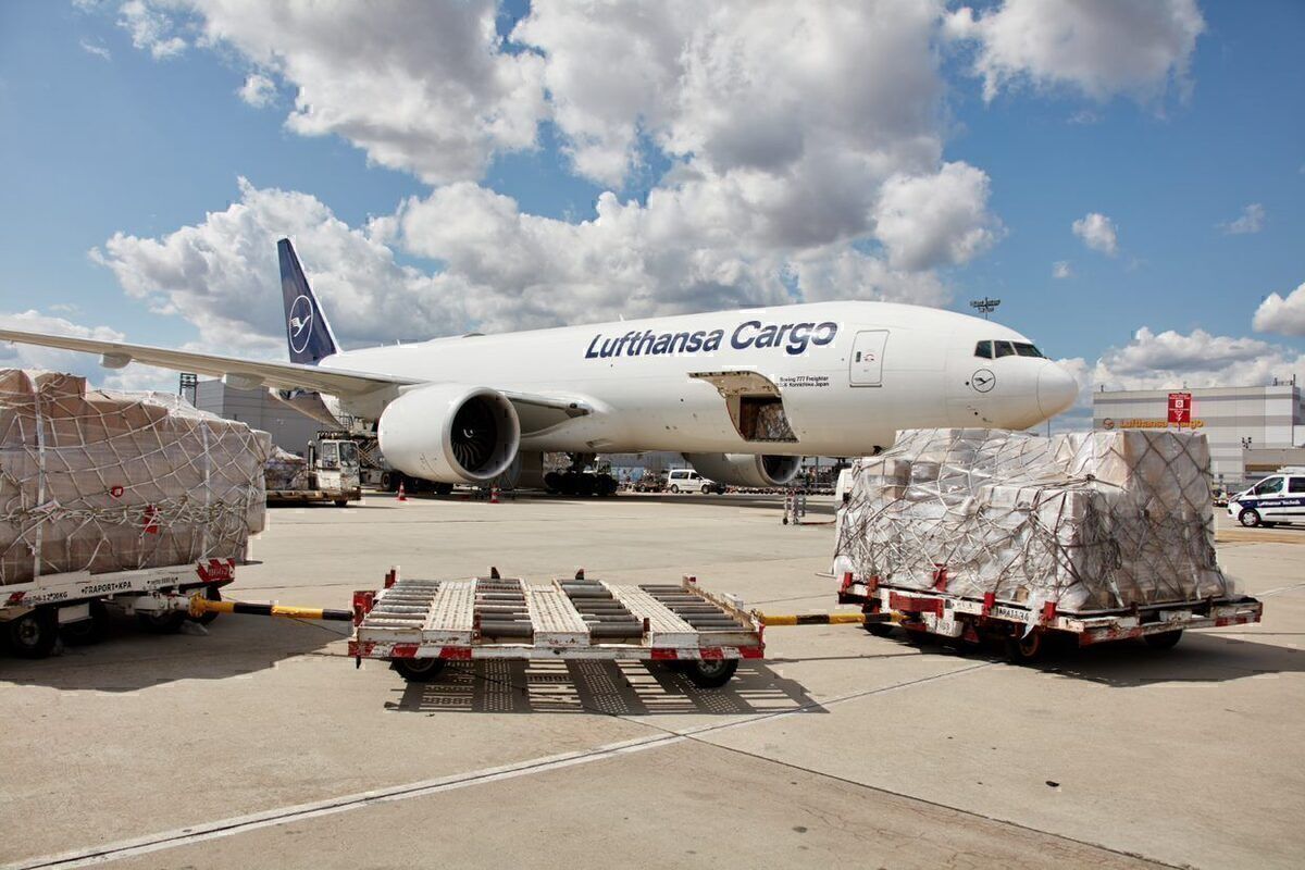 Lufthansa Cargo, COVID-19 Vaccine, Transport