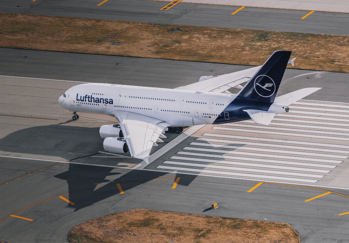 Lufthansa Airbus A380-841 D-AIMC