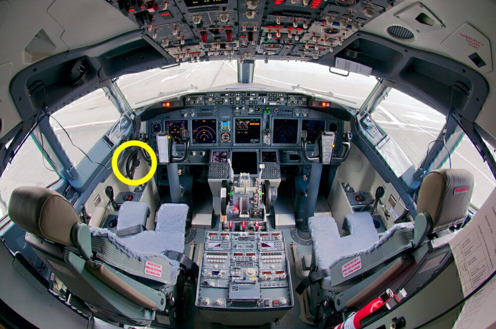 How Do Pilots Steer Passenger Jets When On The Ground?