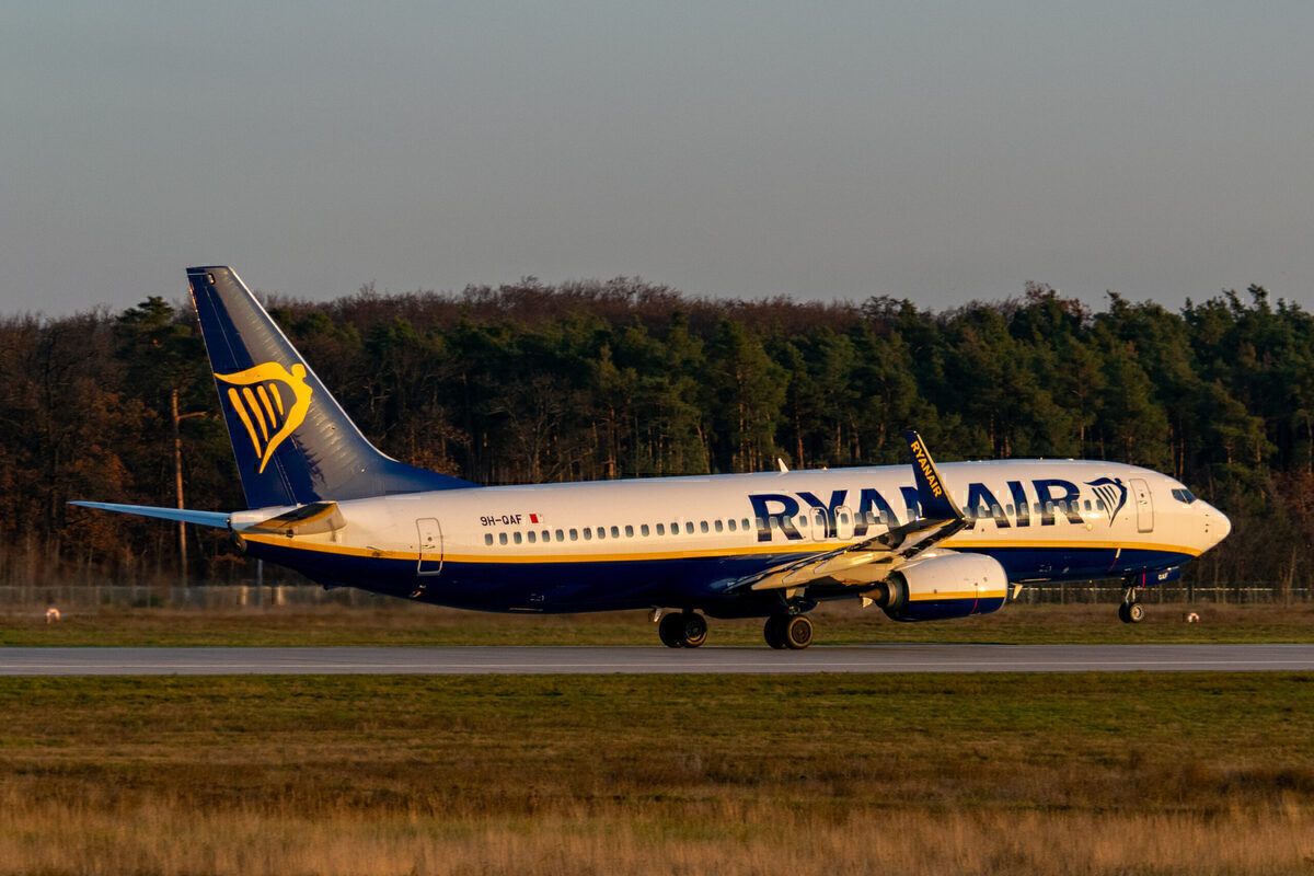 Ryanair, CAA, Route Cancelations