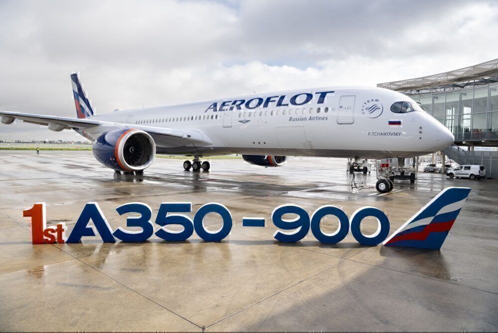 /wordpress/wp-content/uploads/2020/12/rsz_first_a350-900_aeroflot_msn383_with_letters_-_delivery_ceremony-1000x669.jpg