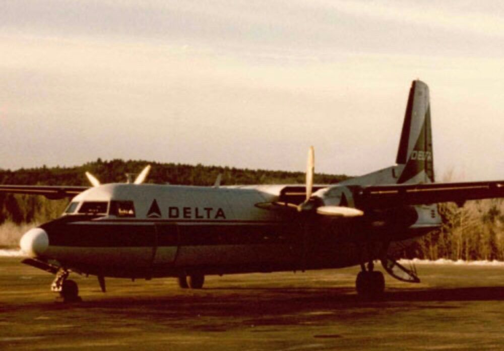 Delta Air Lines Fairchild-Hiller FH-227B