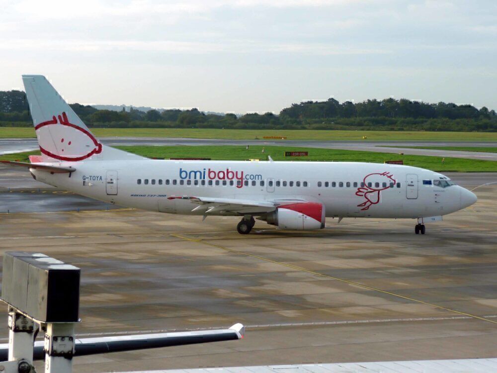 Bmibaby Boeing 737-300 Manchester