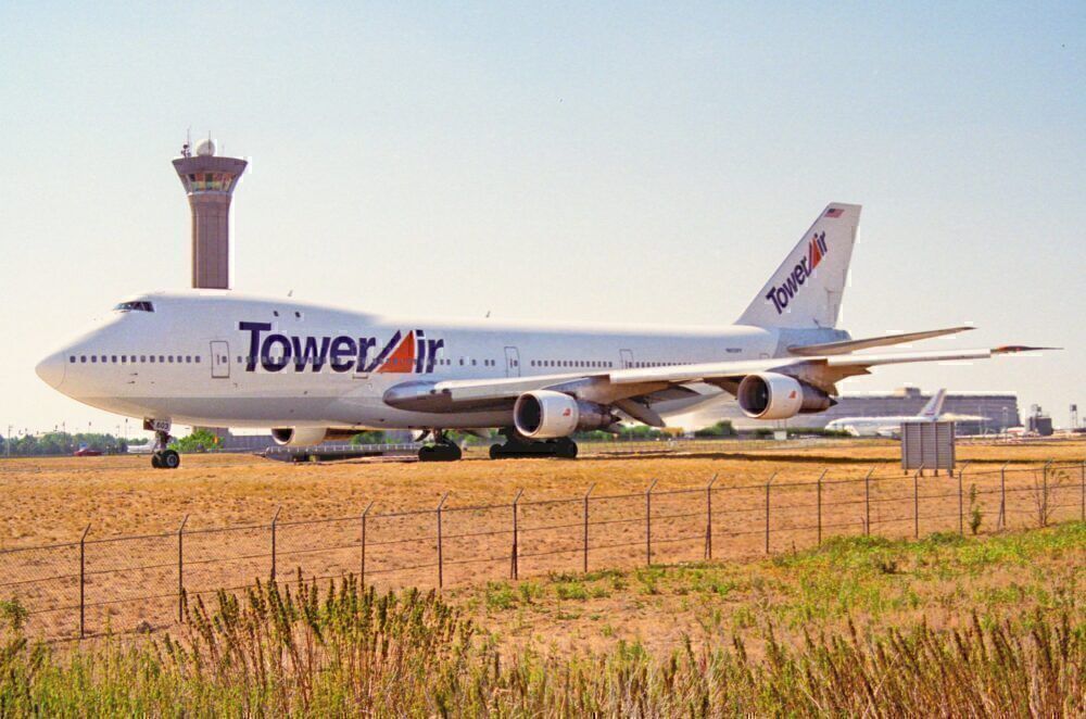 Tower Air Boeing 747 Paris CDG