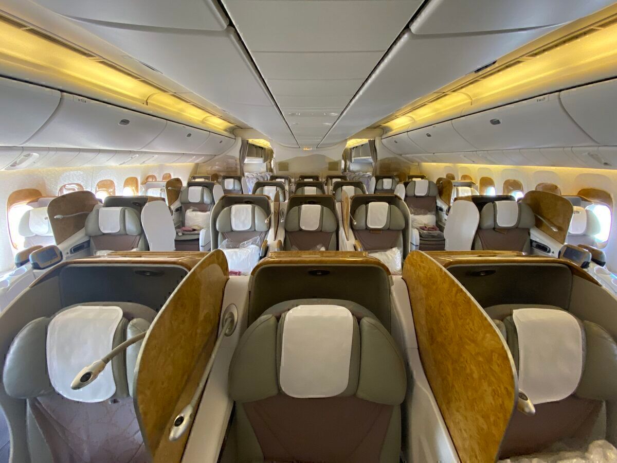 Review Flying Emirates 777 300er