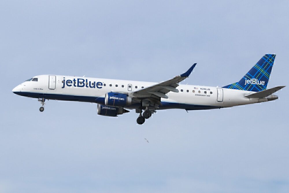 JetBlue, Airbus A220, First Delivery