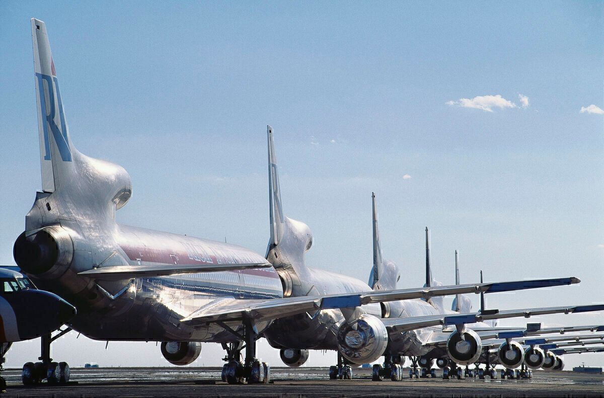 Lockheed L-1011 in a row
