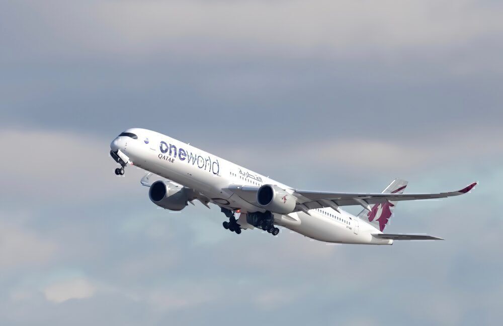 Qatar Airways Airbus A350-941