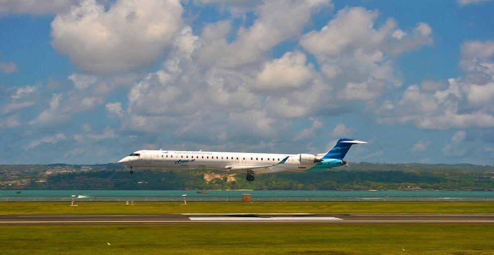 Garuda-Indonesia-Leased-CRJ-Retur