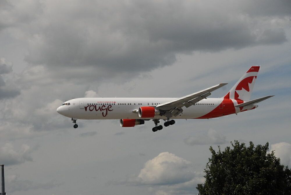 Rouge 767