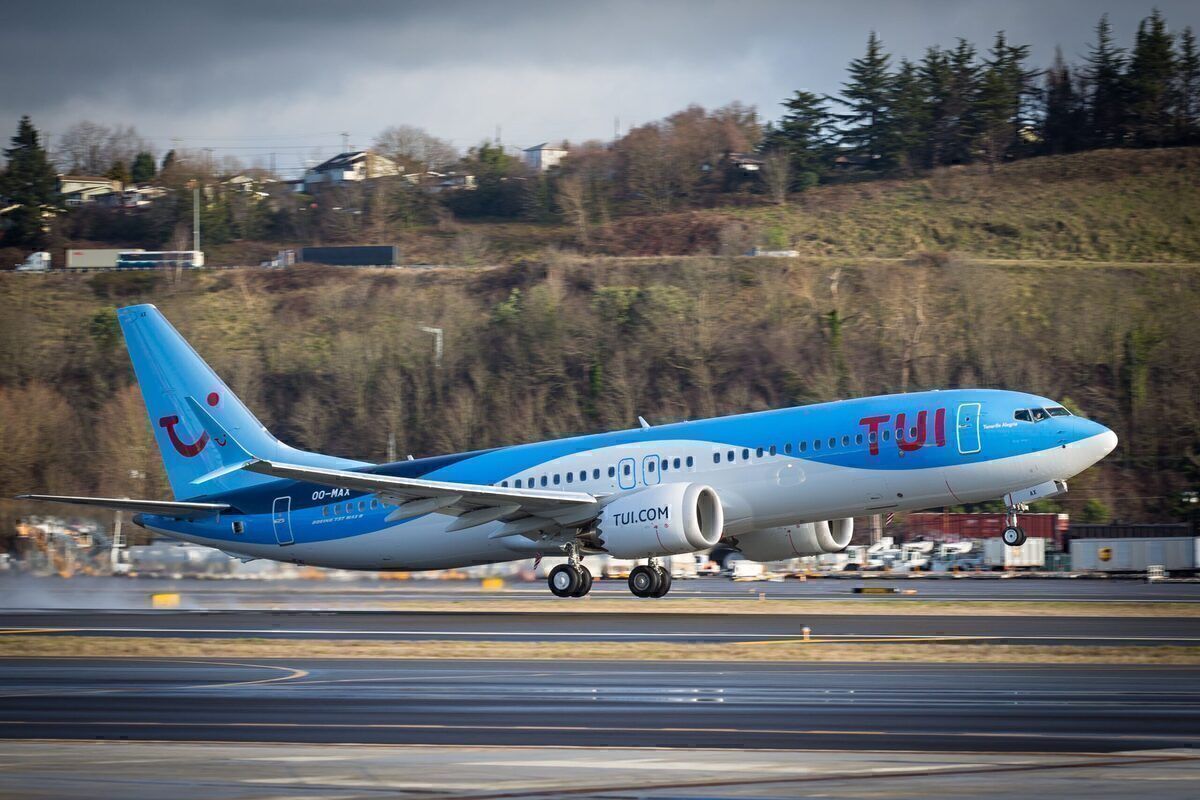 uhyre Snestorm leje TUI Completes First European 737 MAX Flight Since Grounding
