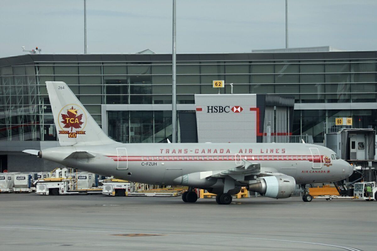 Air Canada, Trans World Airlines, Airbus A220
