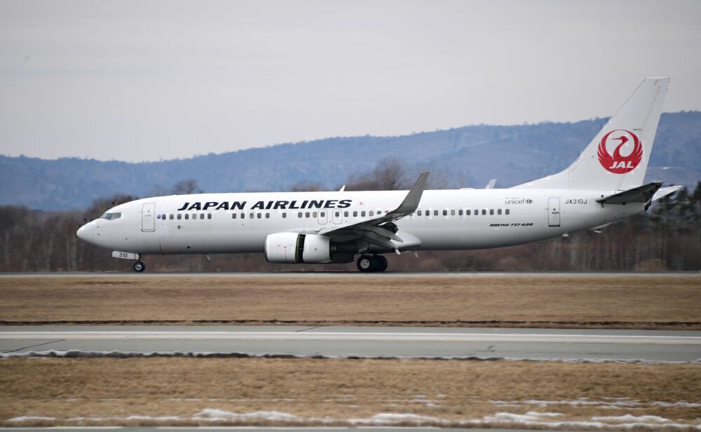 Japan Airlines Boeing 737-800 Aircraft