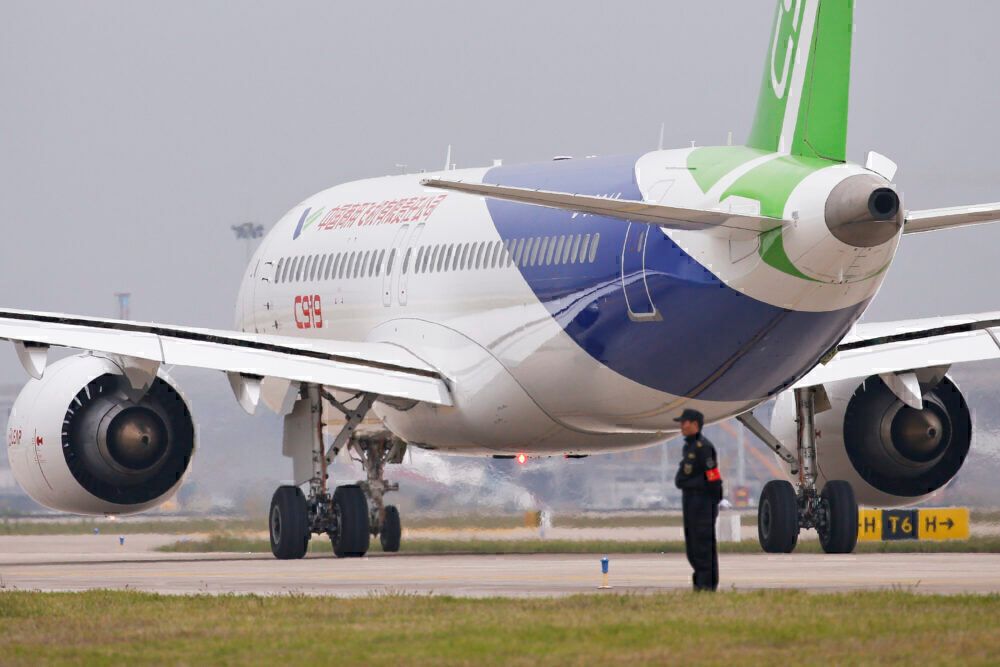 COMAC C919 taxiing icing test
