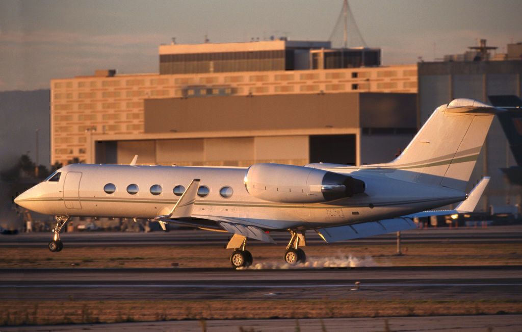 How Much Do Aircraft Tires Cost?