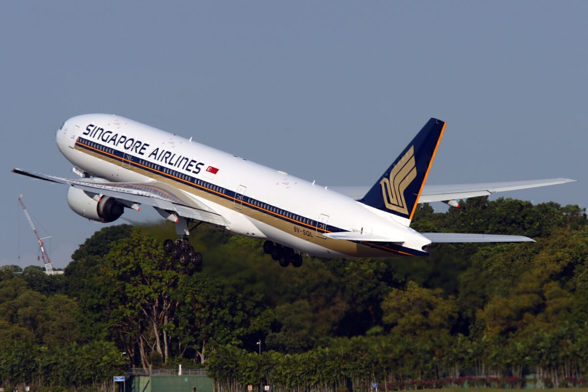 Singapore Airlines Boeing 777-200