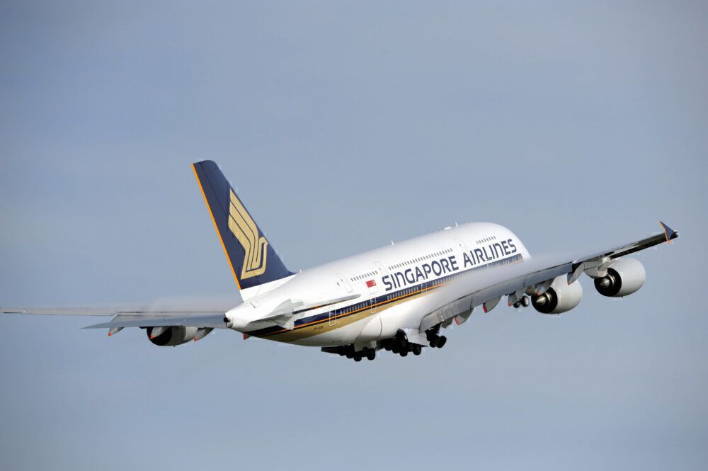 Singapore Airlines, Airbus A380, Return