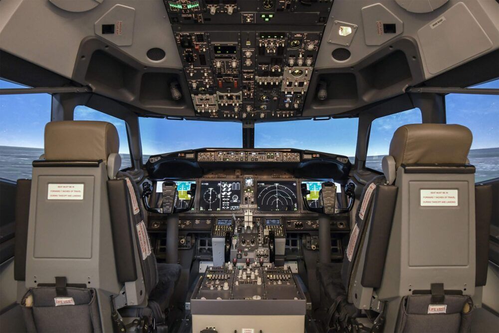 MPS Boeing 737 MAX Simulator