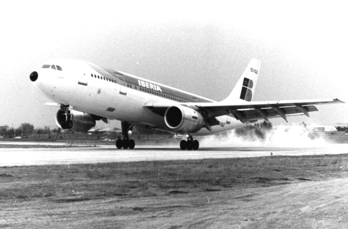 Iberia, Airbus Aircraft, 40 years