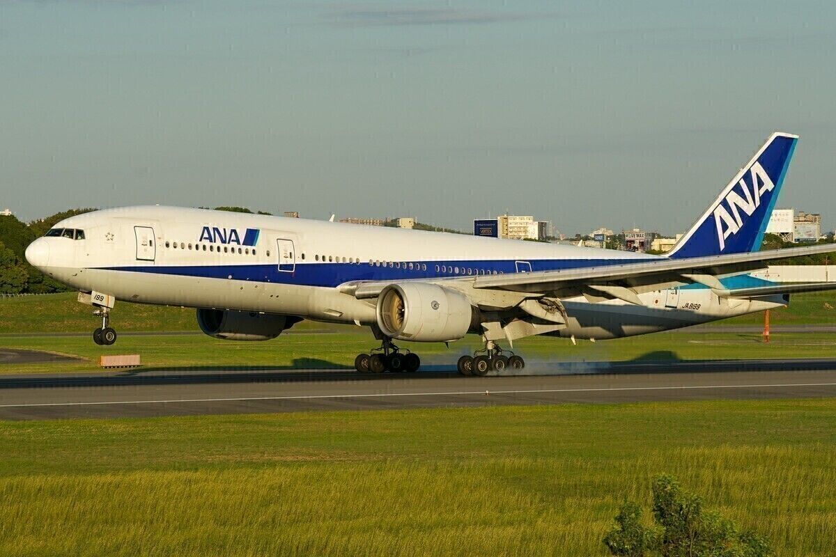 ANA Boeing 777-200