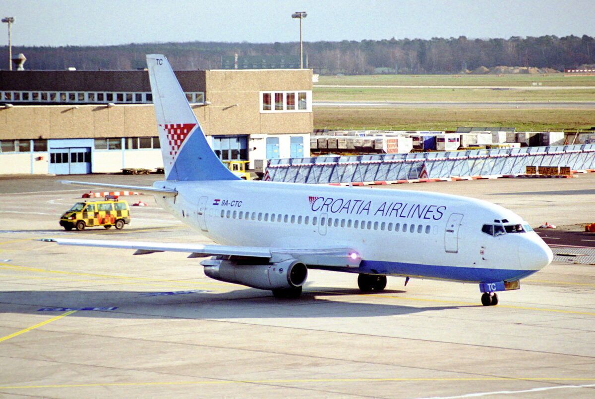 Croatia Airlines Boeing 737-230