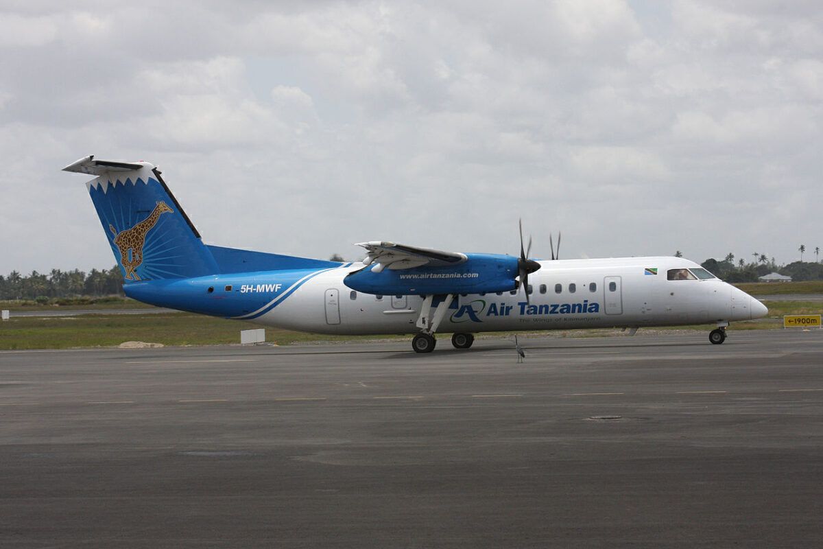 Air_Tanzania_Dash_8
