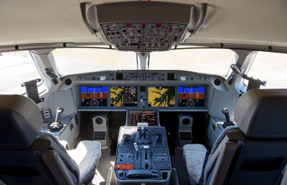 A220 Cockpit