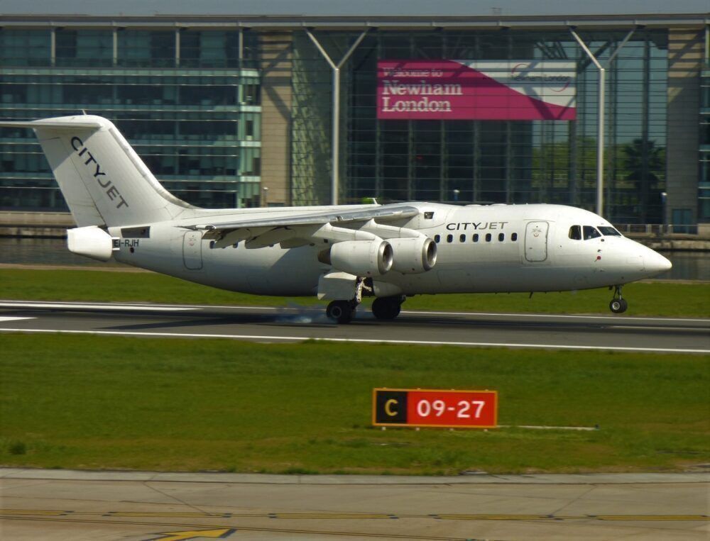 CityJet Avro RJ85
