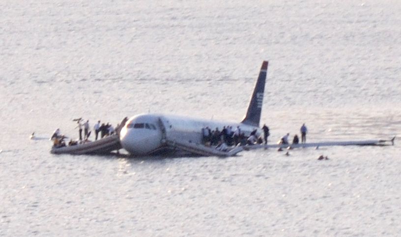 The aircraft was hit by US Airways Flight 1549 on the Hudson River.