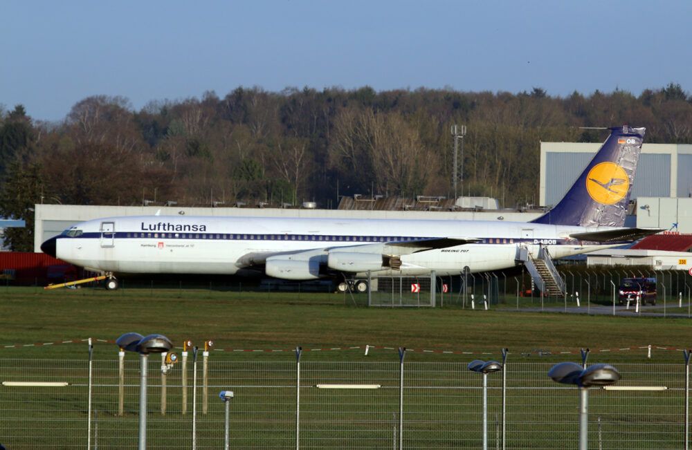 Lufthansa Boeing 707-430