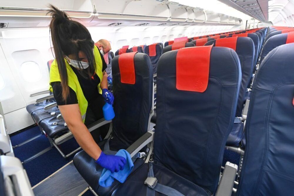 How Are Passenger Planes Cleaned?