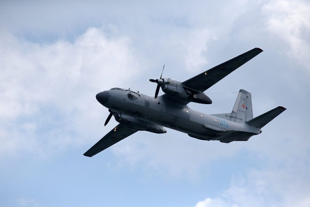 Antonov, An-26, lost propeller