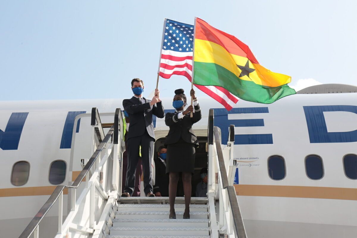 United Arrives in Accra (2)