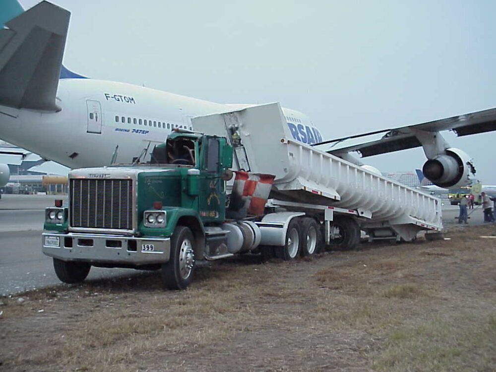 Corsair 747SP accident