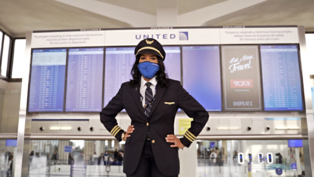 United-Airlines-pilot-shortages