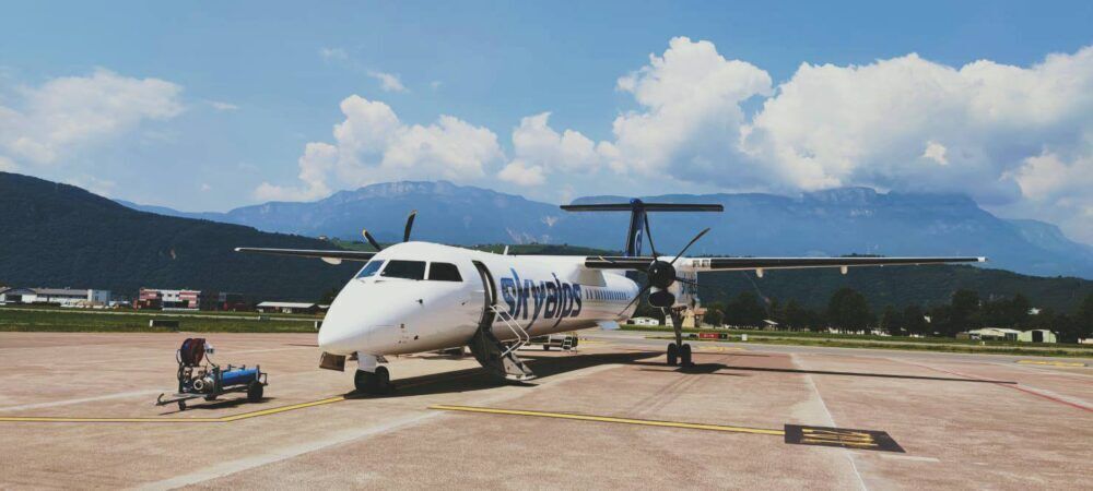 Sky Alps Dash 8-400