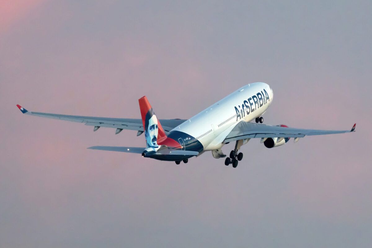 Air Serbia A330 take off YU-ARB