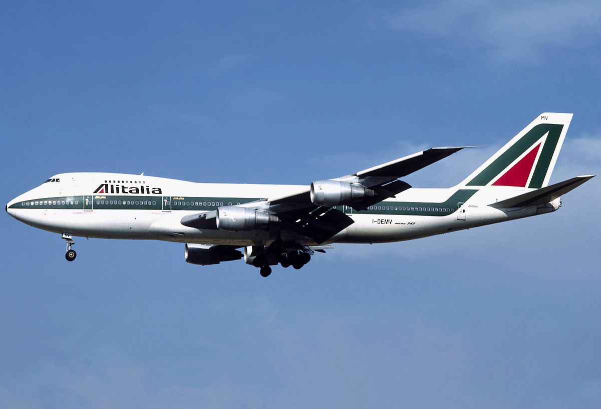 Alitalia Boeing 747-200