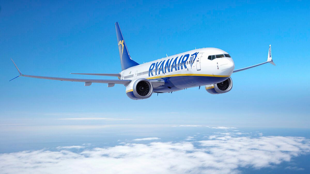 Ryanair, Boeing 737 MAX, Liveries