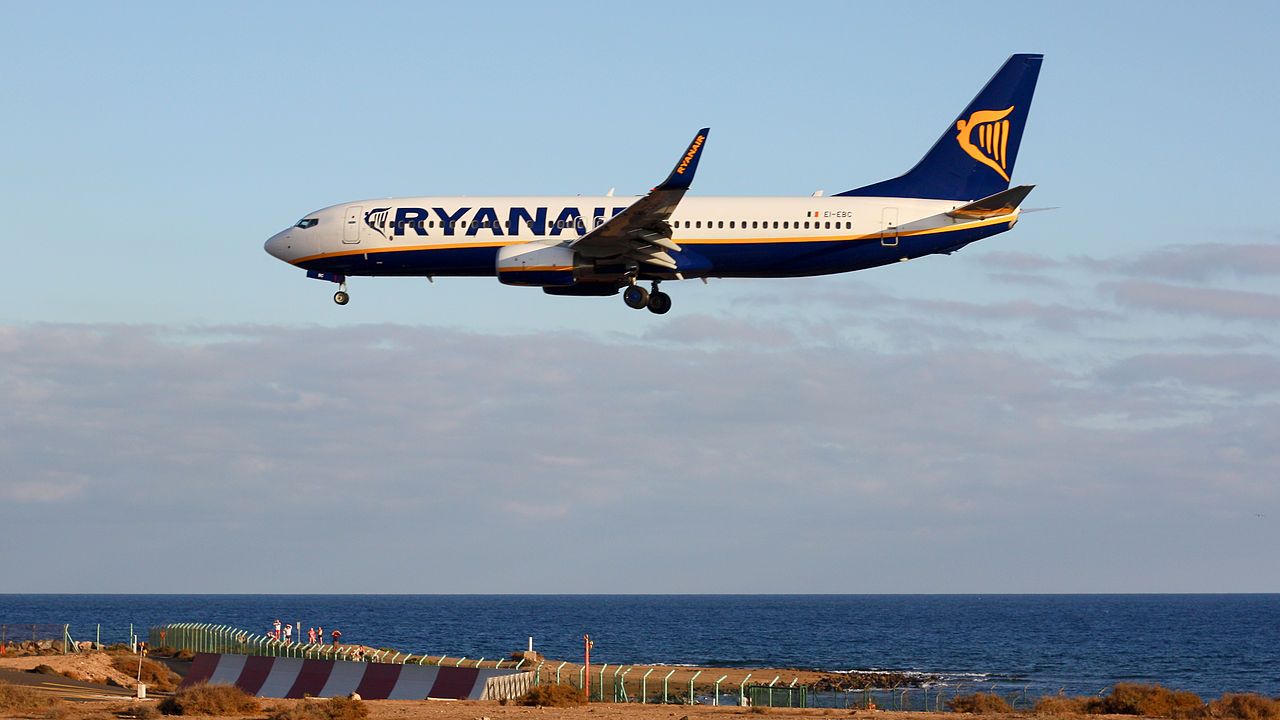 Ryanair 40x20x25cm Hand Luggage Travel Cabin Flight Bag Under Seat Holdall  Bag | eBay