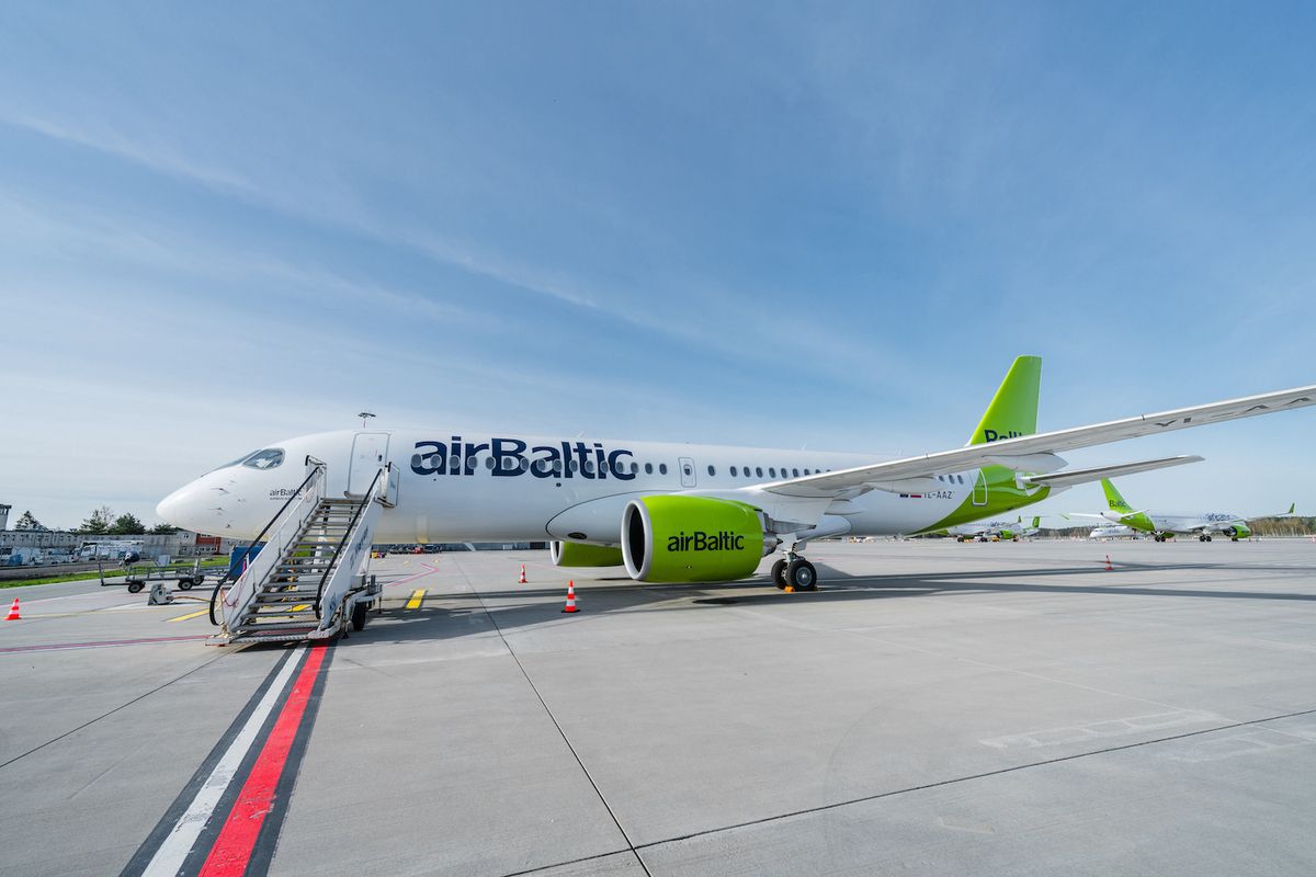 airbaltic a220