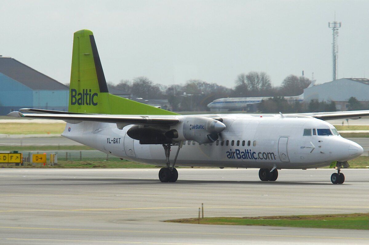 airBaltic Fokker 50