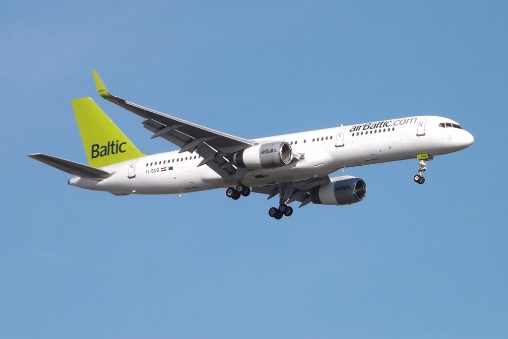 airBaltic Boeing 757