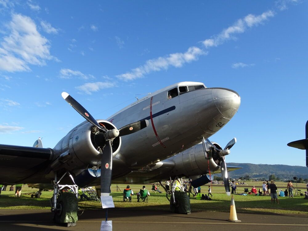 Douglas DC-3 Dakota